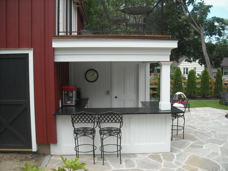 Outdoor Kitchens: Making the Most of Your Backyard