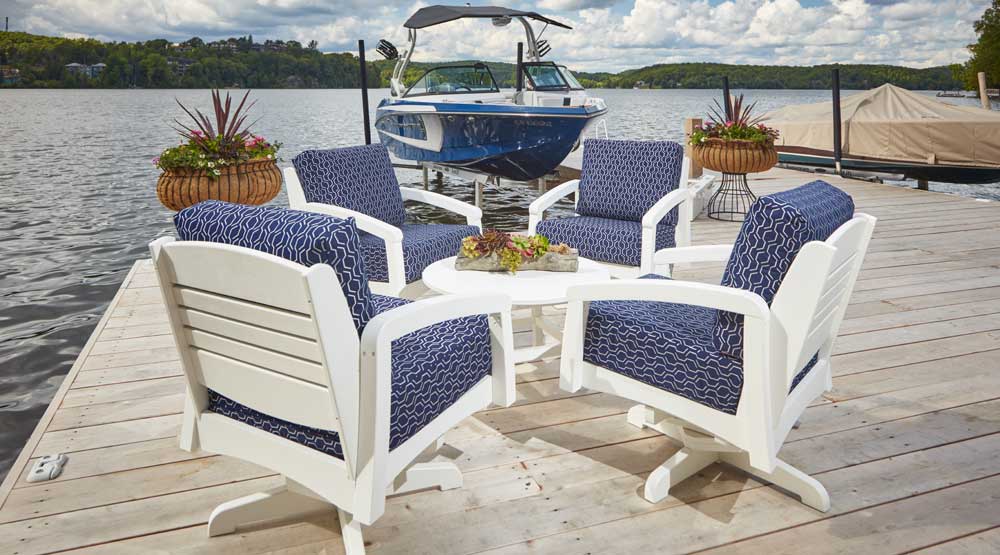 1-20-pantone-outdoors Pantone Color of the Year: Classic Blue