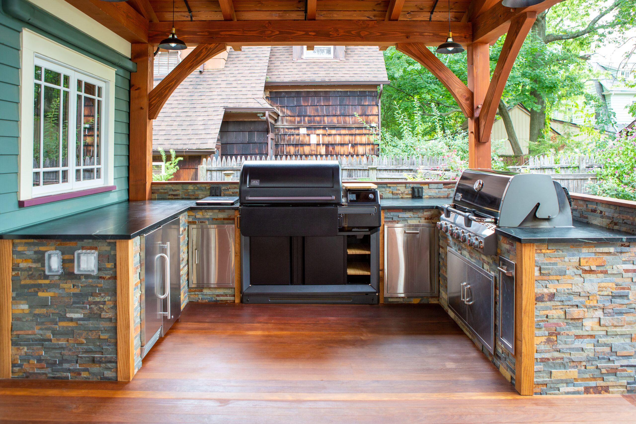 P A Soapstone Outdoor Kitchen Roe