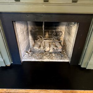 Valongo BLACK™ Slate Surround and Hearth 